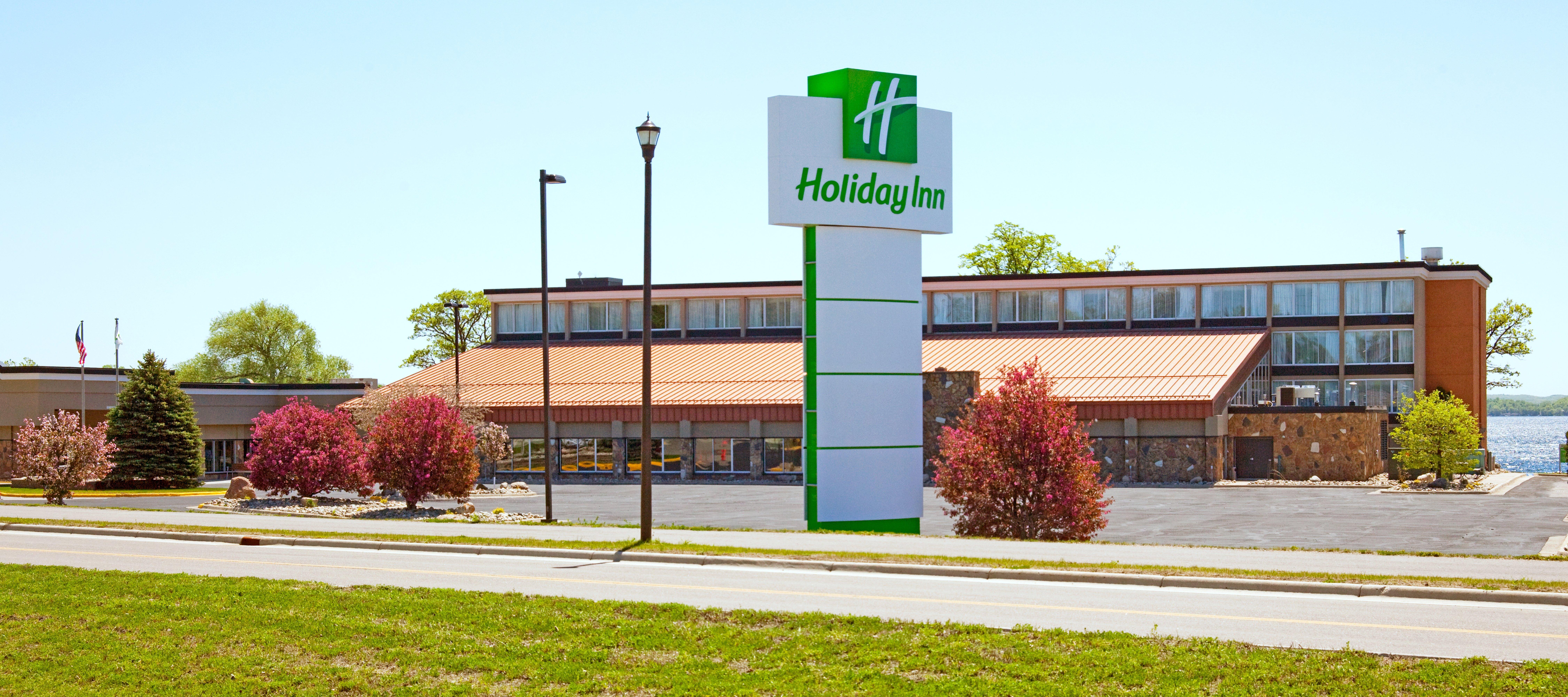 Holiday Inn Detroit Lakes Extérieur photo